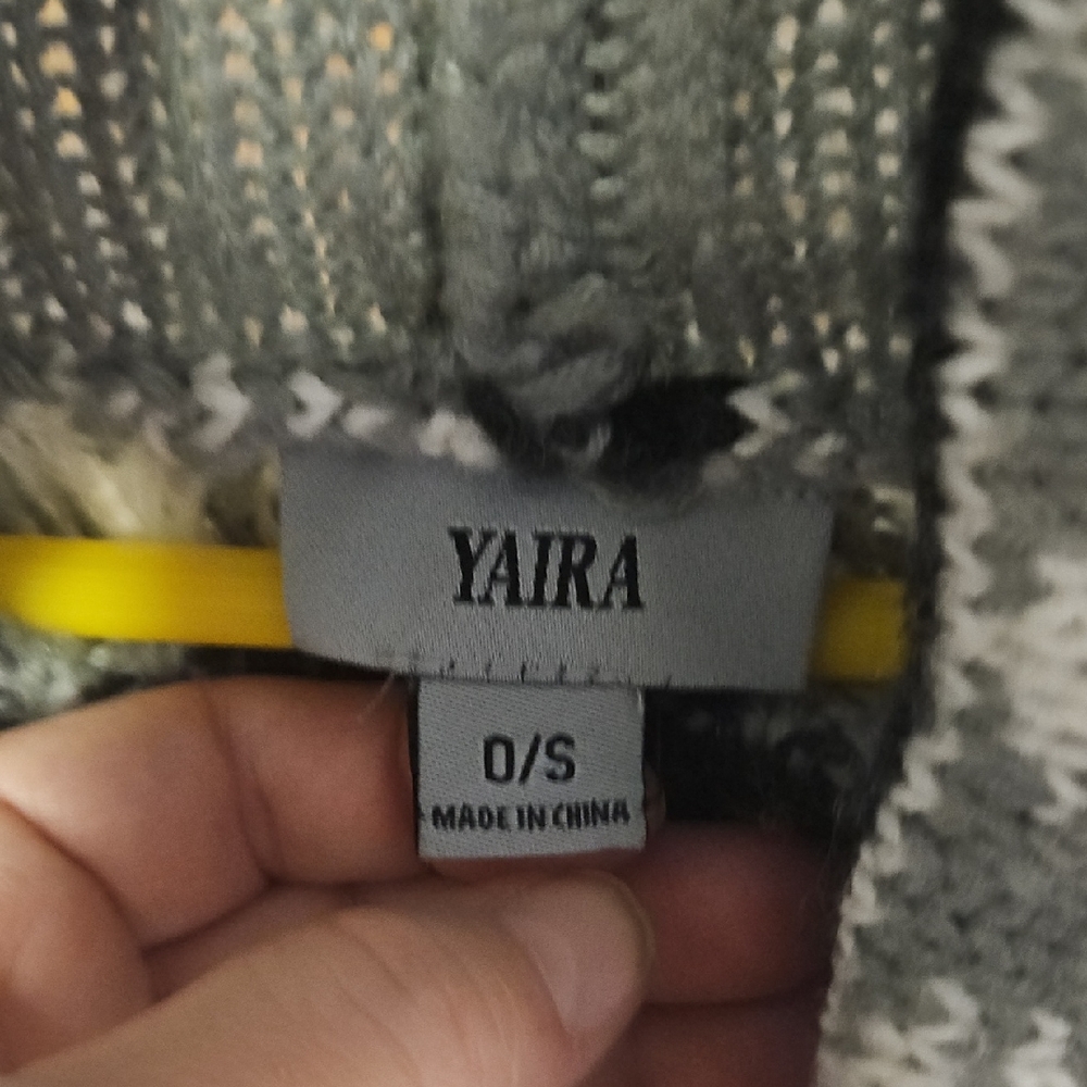 Chic Gray Patterned Women's Poncho - image 5